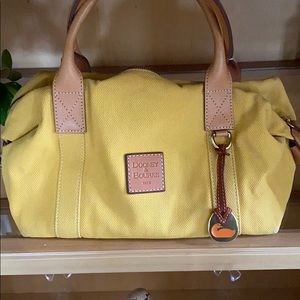 Happy yellow statement bag